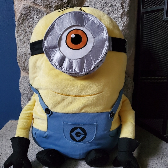 Despicable Me Minion Stuart Plush Toy - Picture 6 of 8